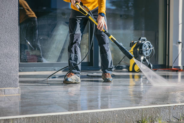 Post-Construction Pressure Washing in Leavenworth, WA
